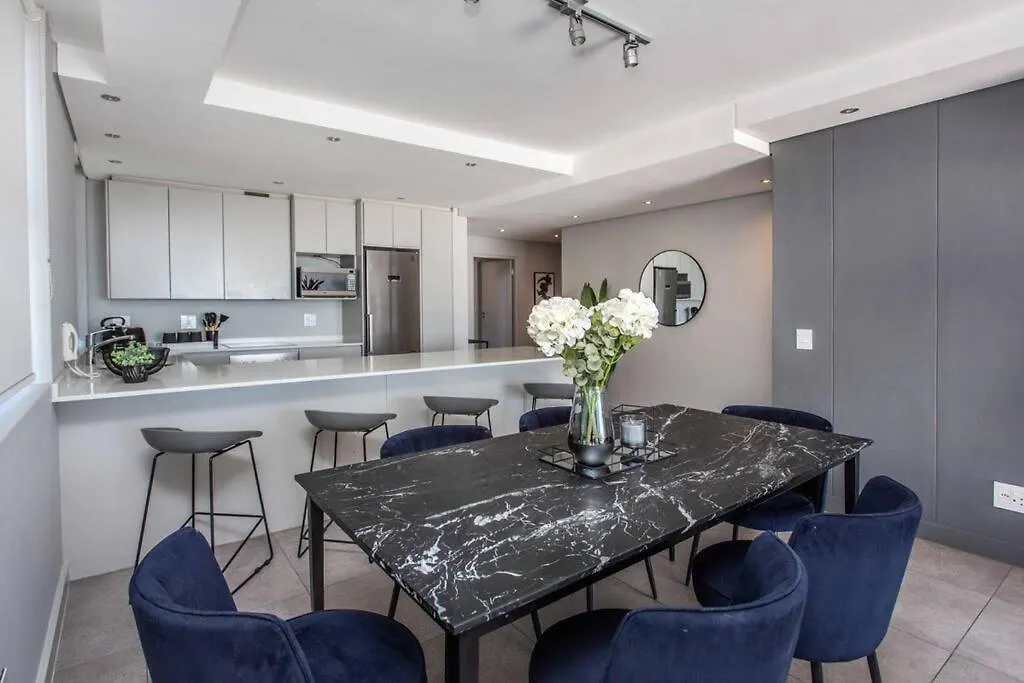 Appartement Sea Views 3 Bed - The Fairmont - Sea Point Bantrybay à Le Cap